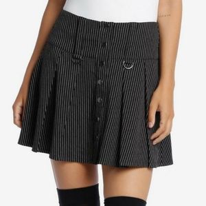 NWT Hot Topic Pinstripe D-Ring Pleated Skirt